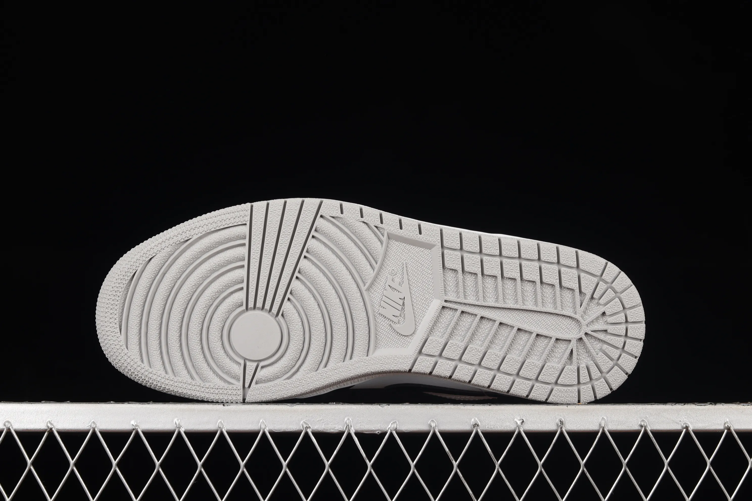 All categories Air Jordan Jordan series basketball shoes Air Jordan 1 Low G version pure original Air Jordan Low "Shadow Toe" AJ1 Joe 1 new black and gray low-top cultural sneakers 553558-052